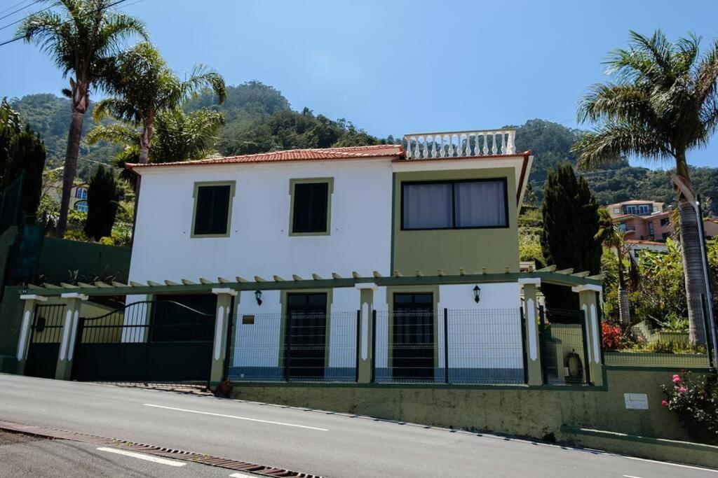 Hikers Haven Villa São Roque do Faial Exteriör bild