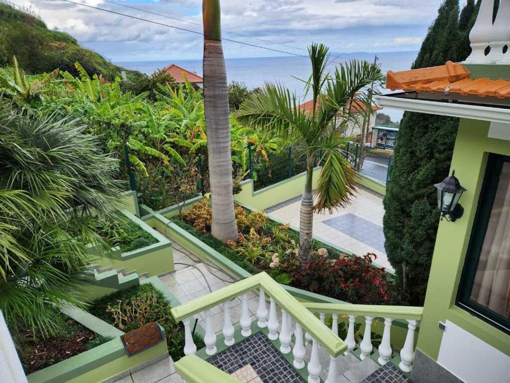 Hikers Haven Villa São Roque do Faial Exteriör bild