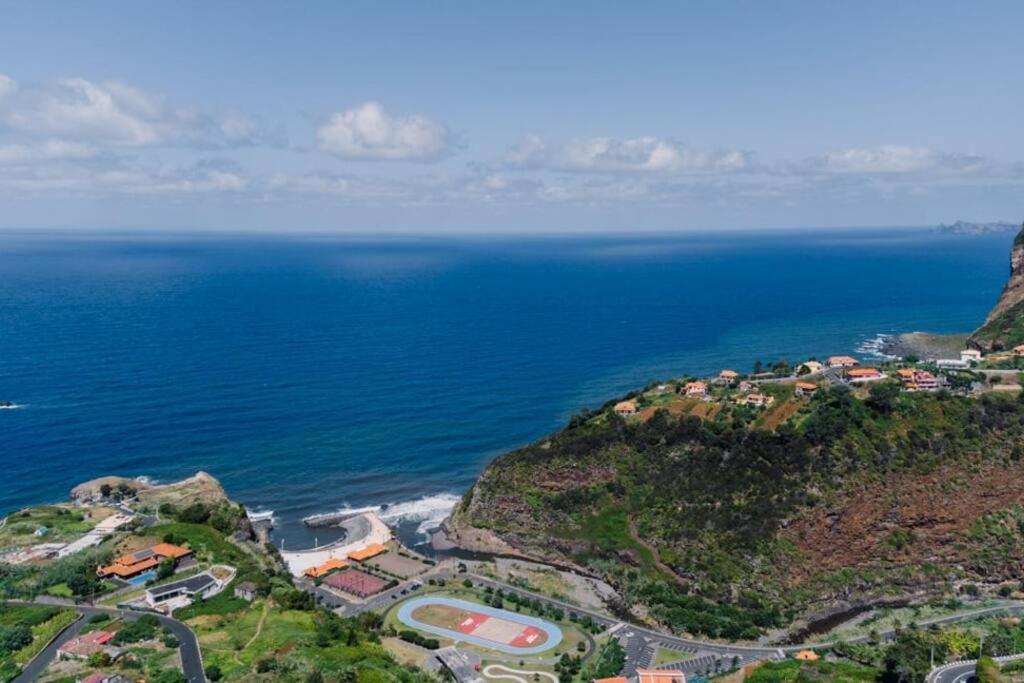 Hikers Haven Villa São Roque do Faial Exteriör bild